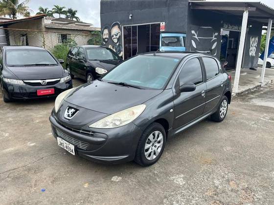 PEUGEOT 207 1.4 XR 8V FLEX 4P MANUAL PEUGEOT 207 1.4 XR 8V FLEX 4P MANUAL